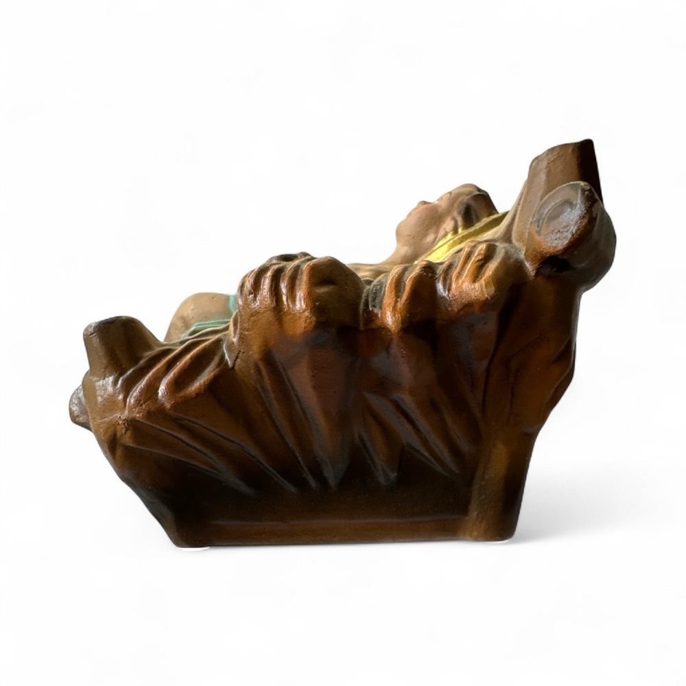 Vintage Baby Jesus in manger made in Japan - Picture 4 of 9